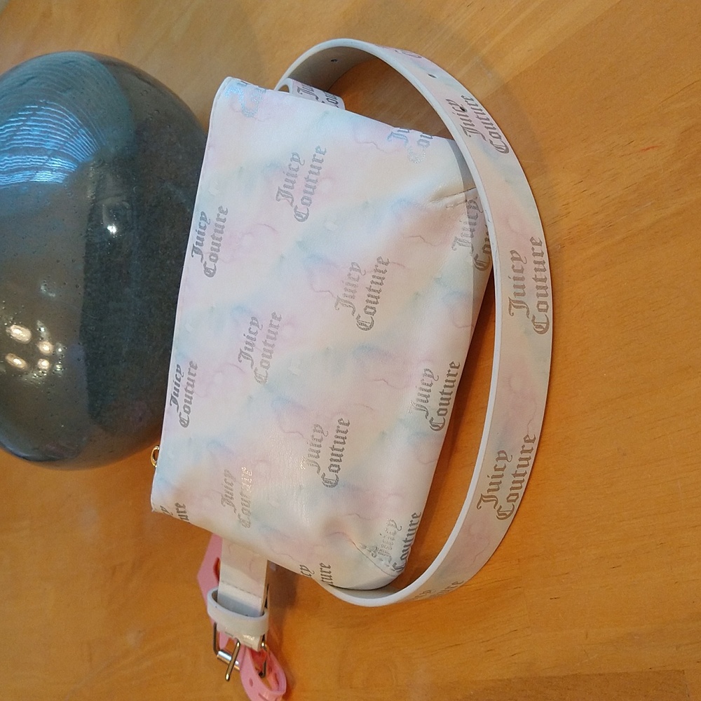 Juicy Couture Belt Bag m/lg NWT